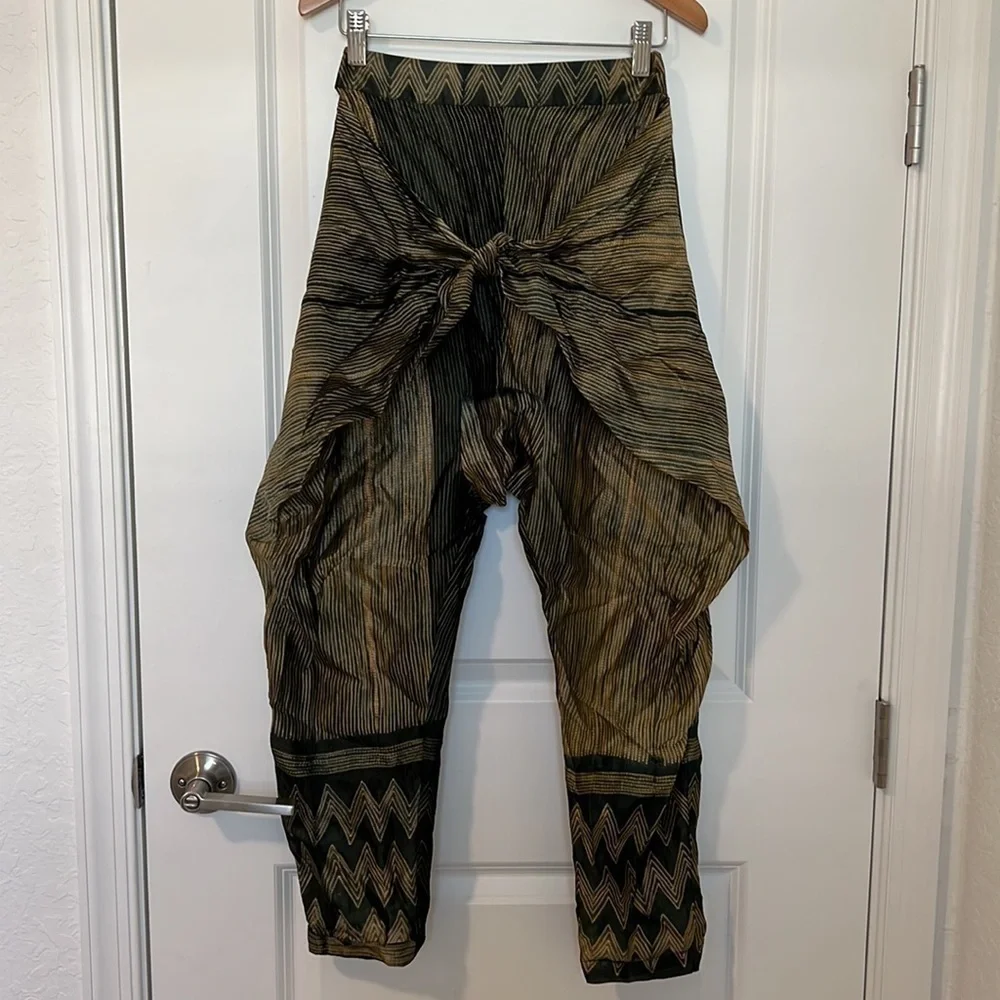 Anthro Silk Harem Pants Gold Black Knot Front Euro Statement XS